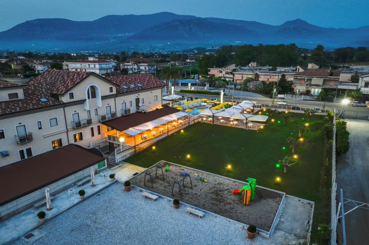 Hotel Insonnia Agropoli Esterno foto