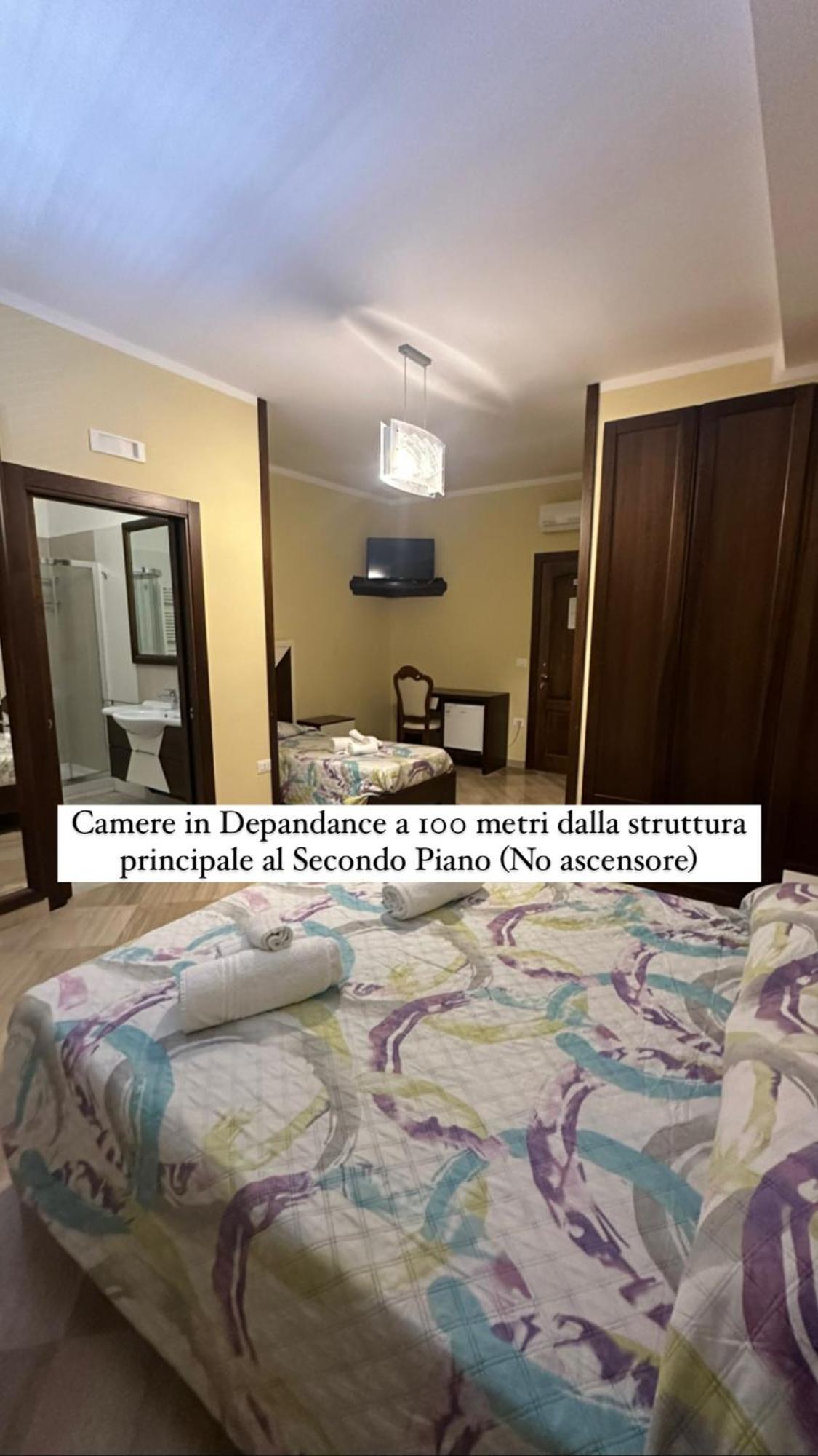 Hotel Insonnia Agropoli Esterno foto