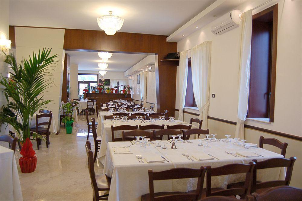 Hotel Insonnia Agropoli Esterno foto