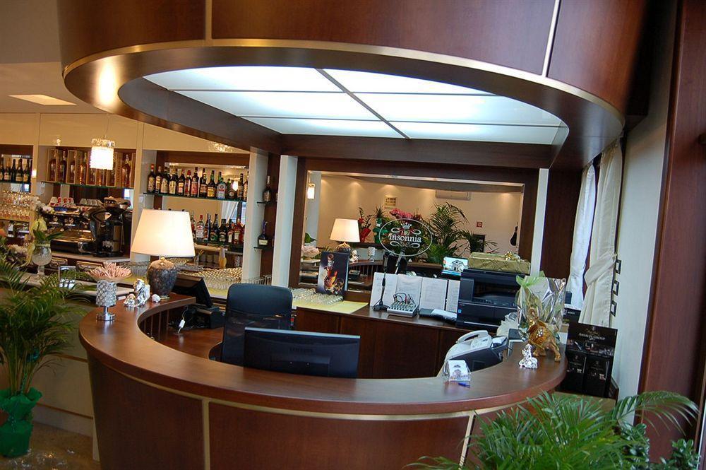 Hotel Insonnia Agropoli Esterno foto