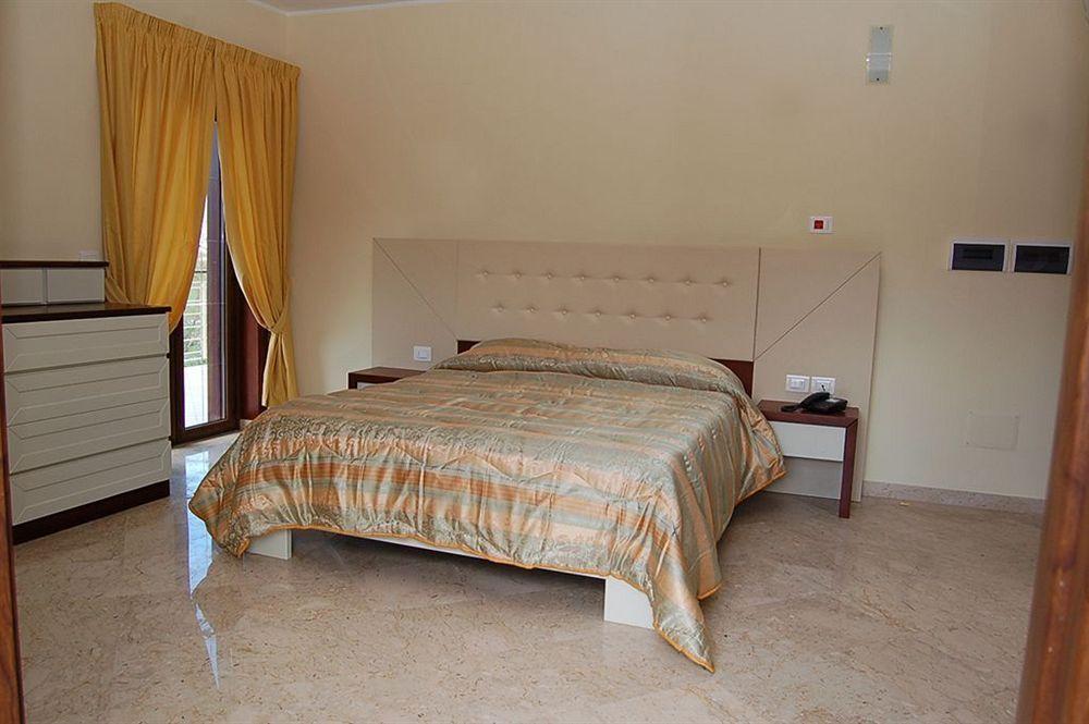 Hotel Insonnia Agropoli Esterno foto