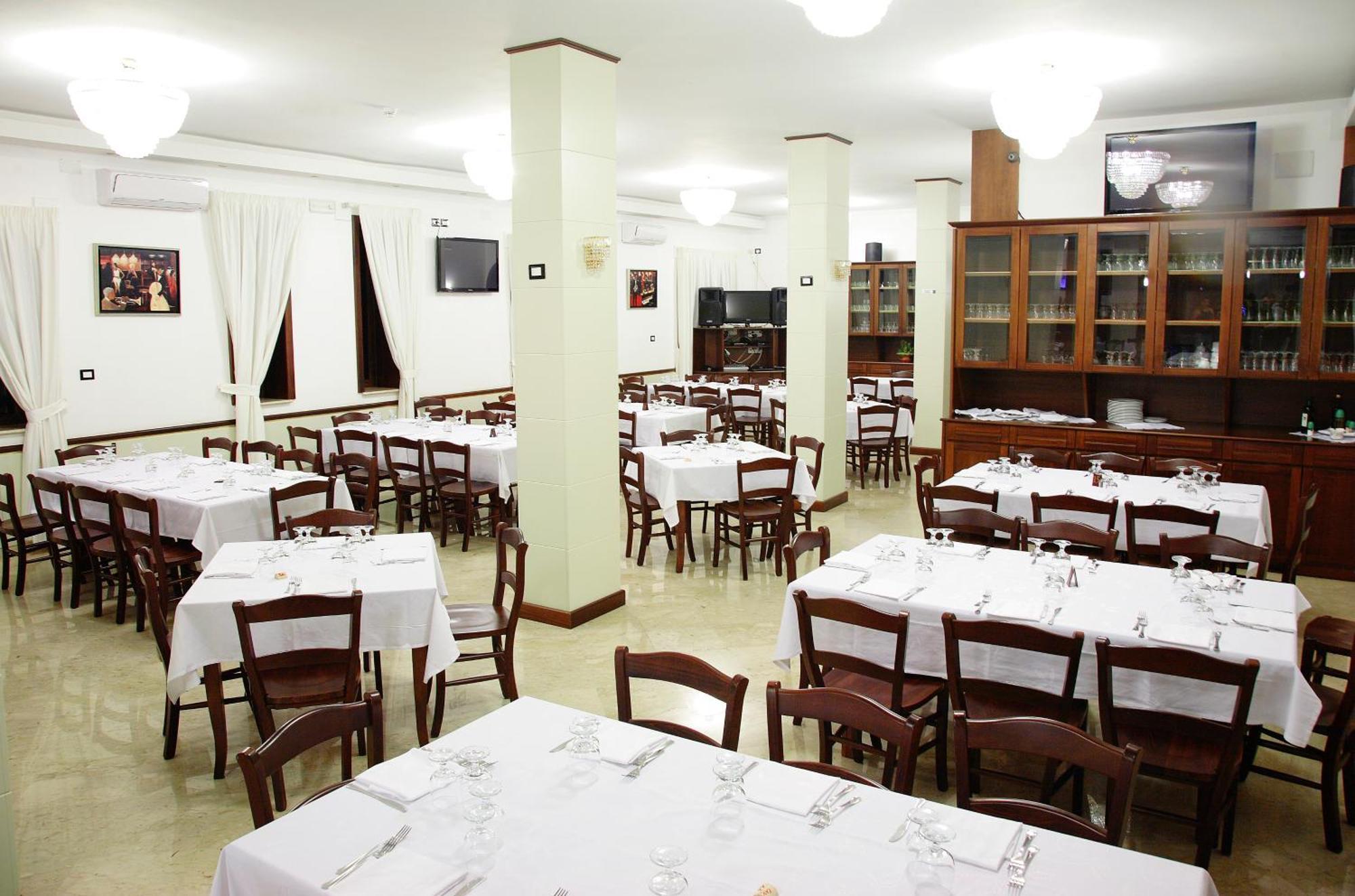 Hotel Insonnia Agropoli Esterno foto